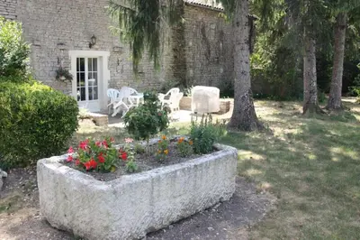 Jardin de l'établissement Chez Fernand