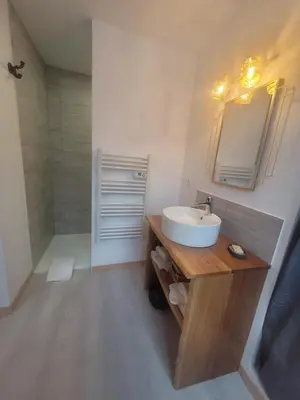 Salle de bains dans l'établissement Lekker Slaap