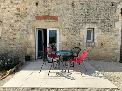 Terrasse ou espace extérieur de l'établissement Esprit Charentais - The Byre