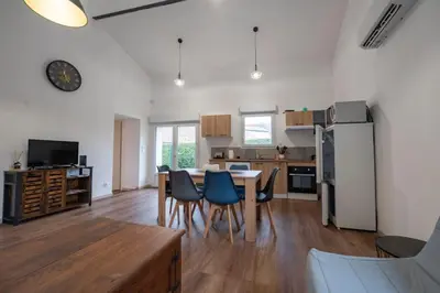 Cuisine ou kitchenette dans l'établissement Gîte berclois