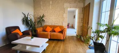 Coin salon dans l'établissement Maison 6 personnes Angouleme