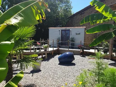 Jardin de l'établissement La Maison Ronde