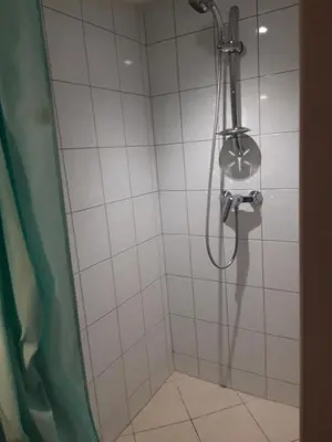 Salle de bains dans l'établissement Domaine de Fontcouverte