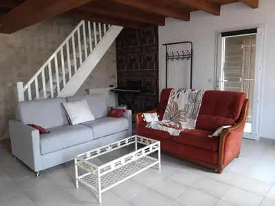 Coin salon dans l'établissement Domaine de Fontcouverte - Gîte