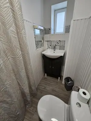 Salle de bains dans l'établissement La famille 1