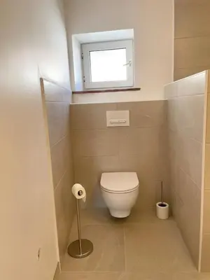 Salle de bains dans l'établissement La Touzetterie avec SPA-cour privée