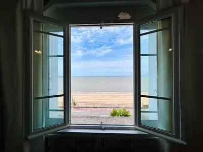 Vue générale sur la mer ou vue sur la mer prise depuis la villa