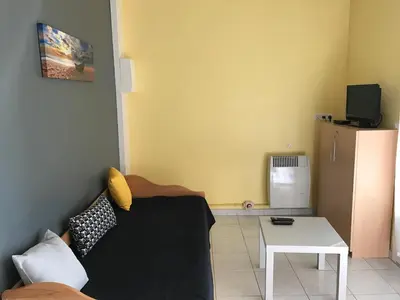 Coin salon dans l'établissement Gîtes de La Futaie