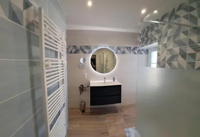 Salle de bains dans l'établissement gîte l'ouche de mai