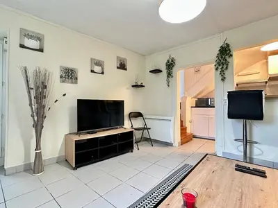 Cuisine ou kitchenette dans l'établissement Maison de Ville
