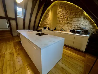 Cuisine ou kitchenette dans l'établissement Les Arches