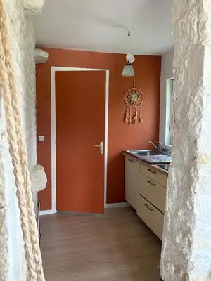 Cuisine ou kitchenette dans l'établissement Au clos des hirondelles