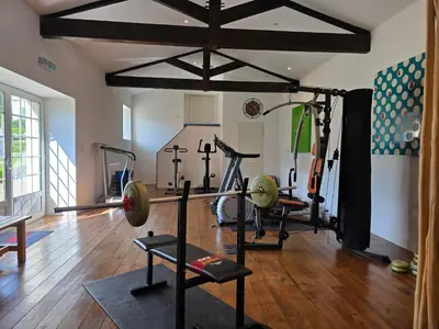 Salle ou équipements de sports de l'établissement Le Logis