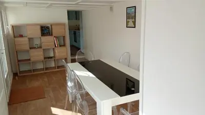 Télévision ou salle de divertissement dans l'établissement Home in Niort