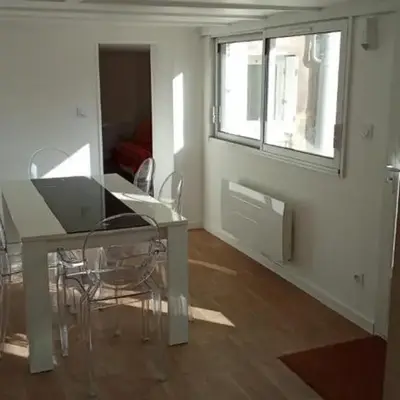 Home in Niort
