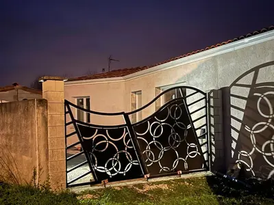 Plan de l'établissement Maison à la campagne au bord de la ville