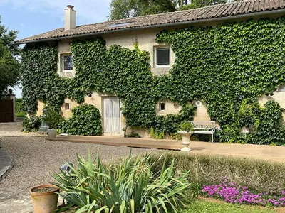 Jardin de l'établissement Hermitage, Gites Villeblanche