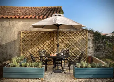 Terrasse ou espace extérieur de l'établissement Bumblebee Cottage