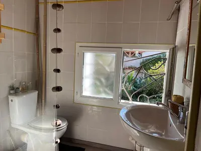 Salle de bains dans l'établissement Accacia Home