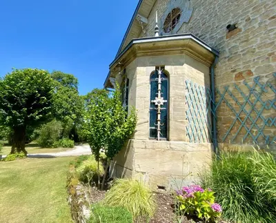 Jardin de l'établissement La Montgrande Bed & Breakfast