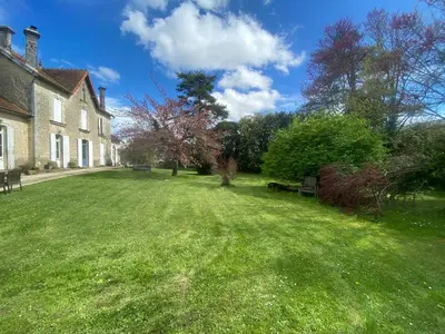 Jardin de l'établissement La Montgrande Bed & Breakfast