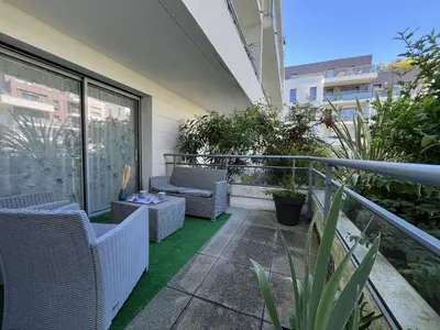 Balcon ou terrasse dans l'établissement Appartement T2 - LA ROCHELLE - LR910-012