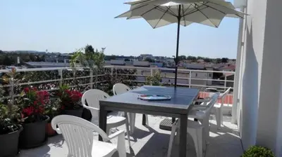 Balcon ou terrasse dans l'établissement Appt 3 pièces LA ROCHELLE - LR360-307