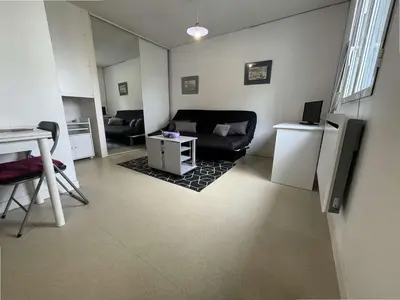 Cuisine ou kitchenette dans l'établissement Studio LA ROCHELLE - LR060-A06