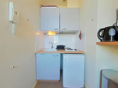 Cuisine ou kitchenette dans l'établissement Studio La Rochelle - LR180-010
