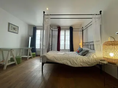 Un ou plusieurs lits dans un hébergement de l'établissement Appt 3 pièces LA ROCHELLE - LR180-030