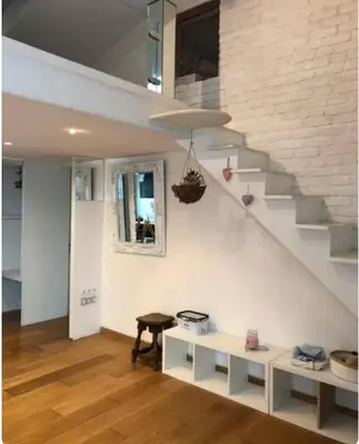 Plan de l'établissement Studio lumineux avec mezzanine