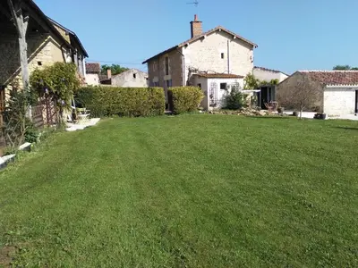 Jardin de l'établissement Maison de famille