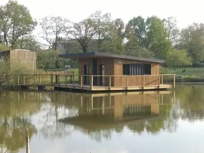 Vue sur la rivière ou le fleuve situé(e) à proximité de le chalet