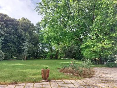 Jardin de l'établissement Le pré de Bonhomme