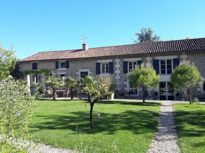 Jardin de l'établissement Le Chai de Villiers