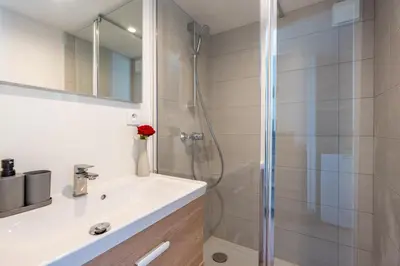 Salle de bains dans l'établissement Home in Niort