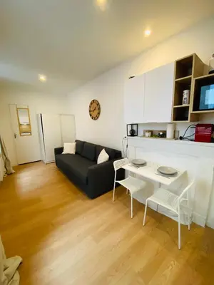 Cuisine ou kitchenette dans l'établissement Le Cocon, studio tout confort, hypercentre