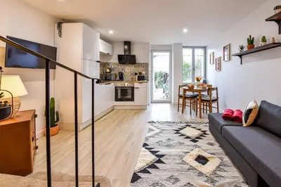 Cuisine ou kitchenette dans l'établissement Le Jardin de Frida by CozyLife - Cœur de Ville