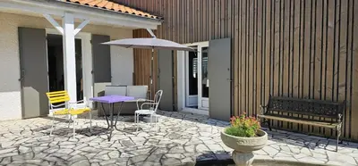 Terrasse ou espace extérieur de l'établissement L'étape