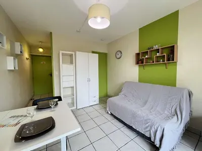Cuisine ou kitchenette dans l'établissement STUDIO La Rochelle - LR930-001