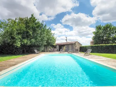 Piscine de l'établissement Holiday Home Saint-Laurent Pool Retreat ou située à proximité