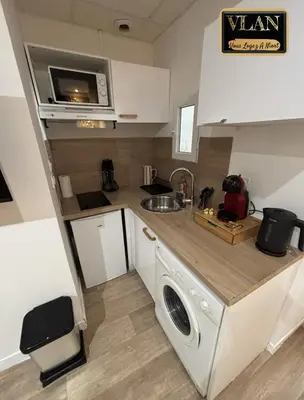 Cuisine ou kitchenette dans l'établissement La Belle Citronnelle Appartement avec Jardin en Centre Ville