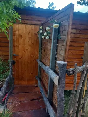 Plan de l'établissement Roulotte à la campagne avec son spa à Cabariot