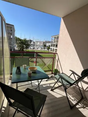 Plan de l'établissement Agréable appartement vue sur port de plaisance