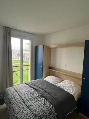 Plan de l'établissement Agréable appartement vue sur port de plaisance