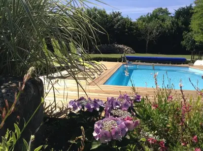 Piscine de l'établissement La Grange d'Aunis ou située à proximité