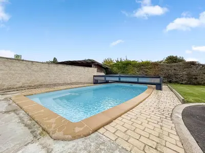 Piscine de l'établissement Le Refuge de Garat Piscine Privée ou située à proximité