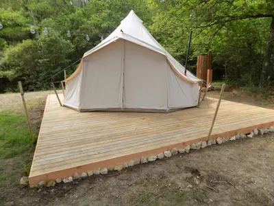 Plan de l'établissement Tente familiale au bord de l'eau 8