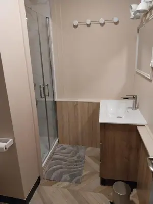 Salle de bains dans l'établissement Horizon