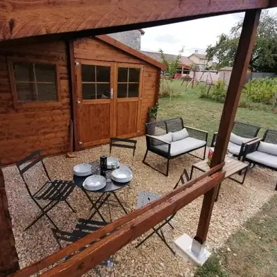 Cabane Feuille - Glamping on a vineyard - Wooden Cabin